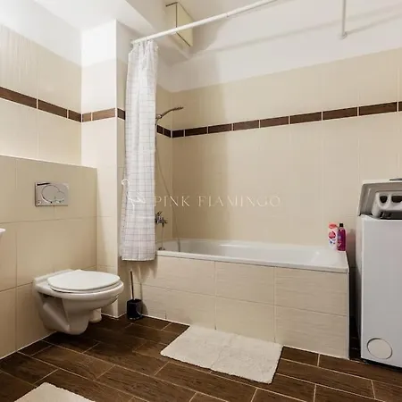 Apartament Pink Flamingo : Leo Lane Getaway